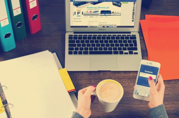 Digital Marketing & Social Media illustration